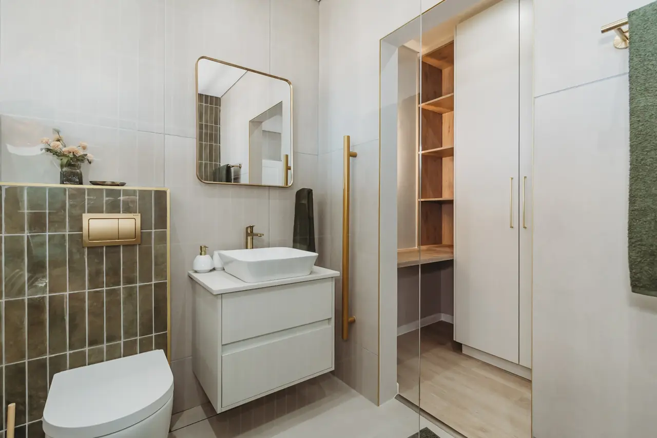 Horizon Residence — bedrooms, bathrooms and ocean outlook