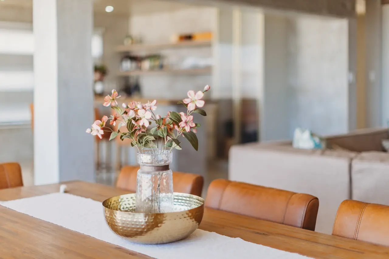 Horizon Residence — ocean-view living, kitchen and entertaining