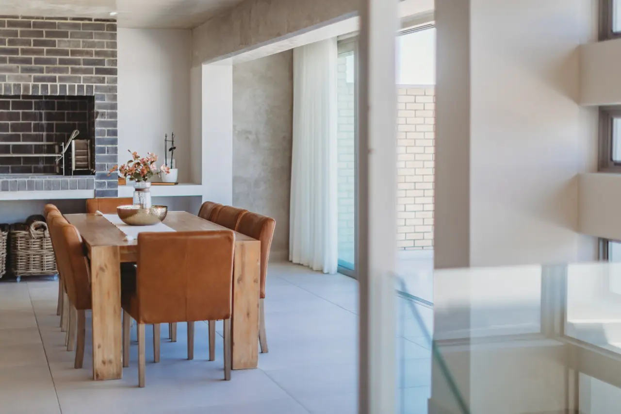 Horizon Residence — ocean-view living, kitchen and entertaining
