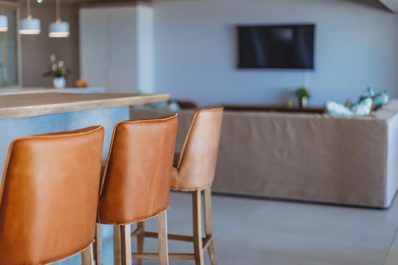 Horizon Residence — ocean-view living, kitchen and entertaining