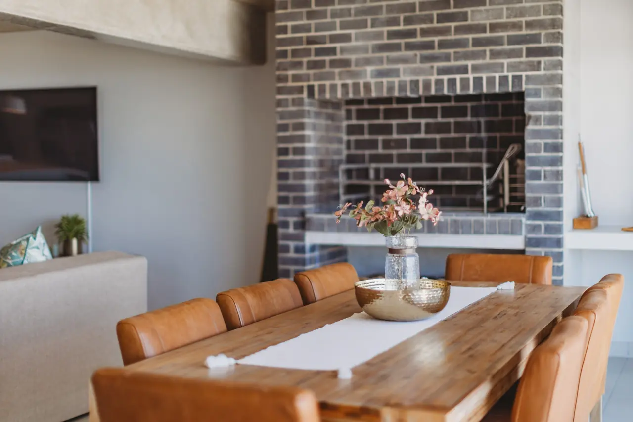 Horizon Residence — ocean-view living, kitchen and entertaining