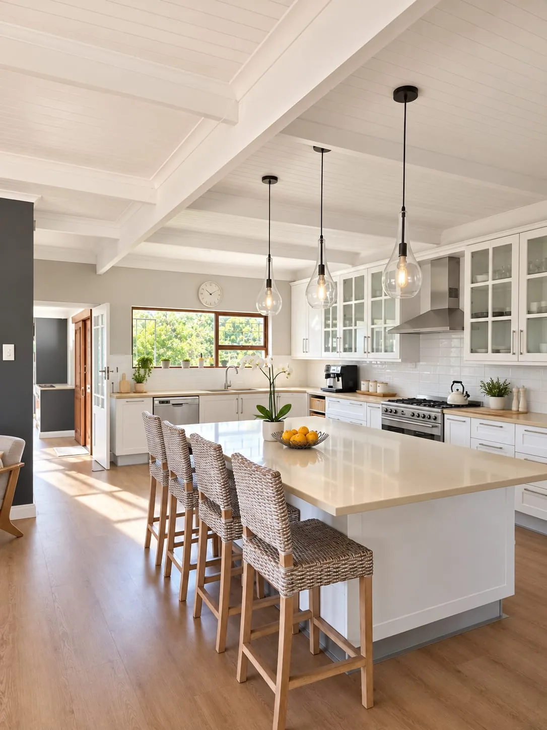 The Mountain House — Kitchen with breakfast island